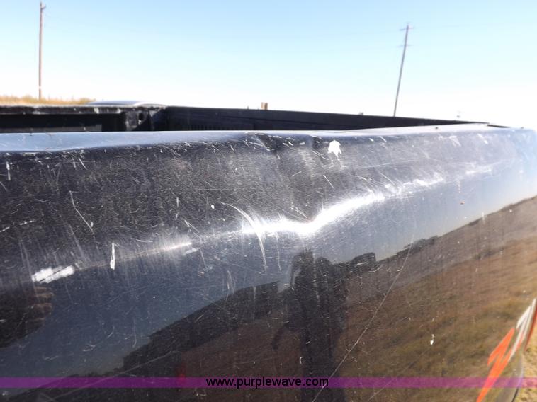 image for item H9061 1999 Chevrolet Silverado 1500 LS pickup truck