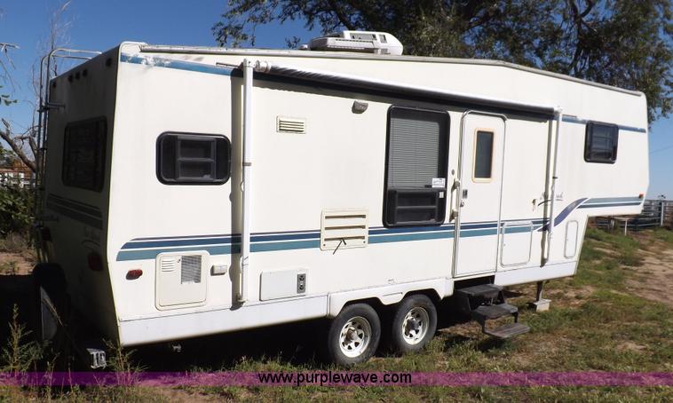 image for item H9082 1996 Seahawk Gulfstream travel trailer