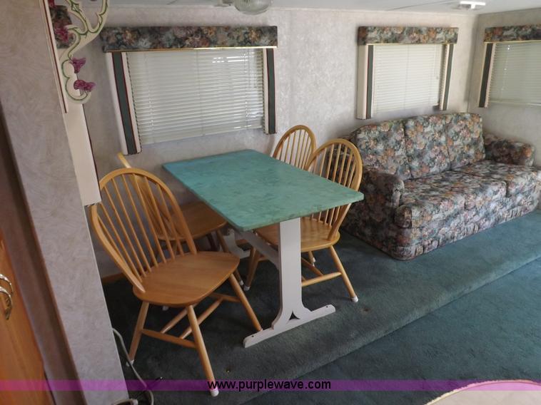 image for item H9082 1996 Seahawk Gulfstream travel trailer