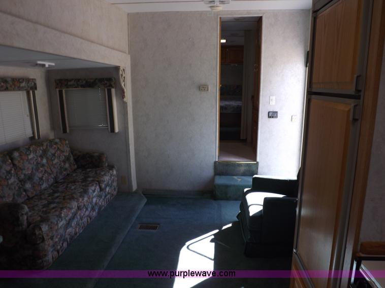 image for item H9082 1996 Seahawk Gulfstream travel trailer