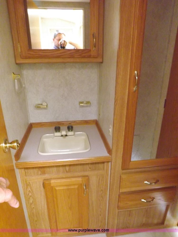 image for item H9082 1996 Seahawk Gulfstream travel trailer