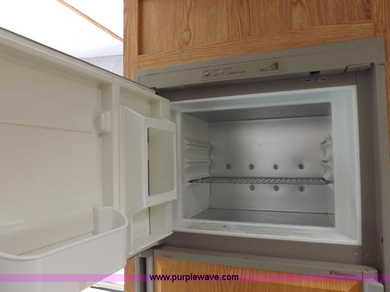 image for item H9082 1996 Seahawk Gulfstream travel trailer