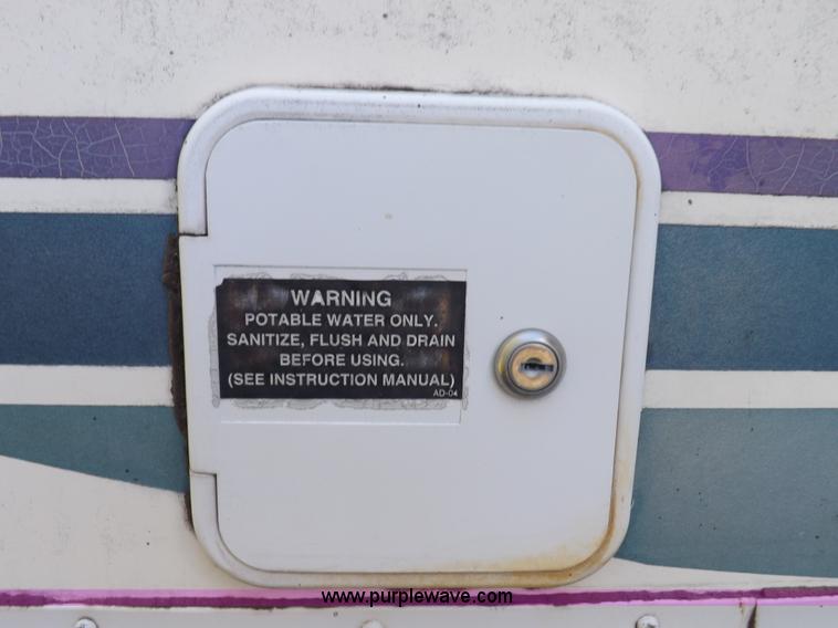 image for item H9082 1996 Seahawk Gulfstream travel trailer