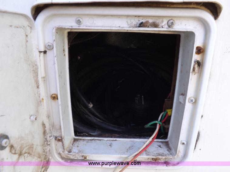 image for item H9082 1996 Seahawk Gulfstream travel trailer