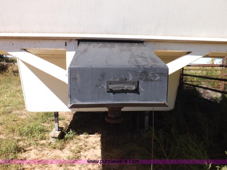 image for item H9082 1996 Seahawk Gulfstream travel trailer