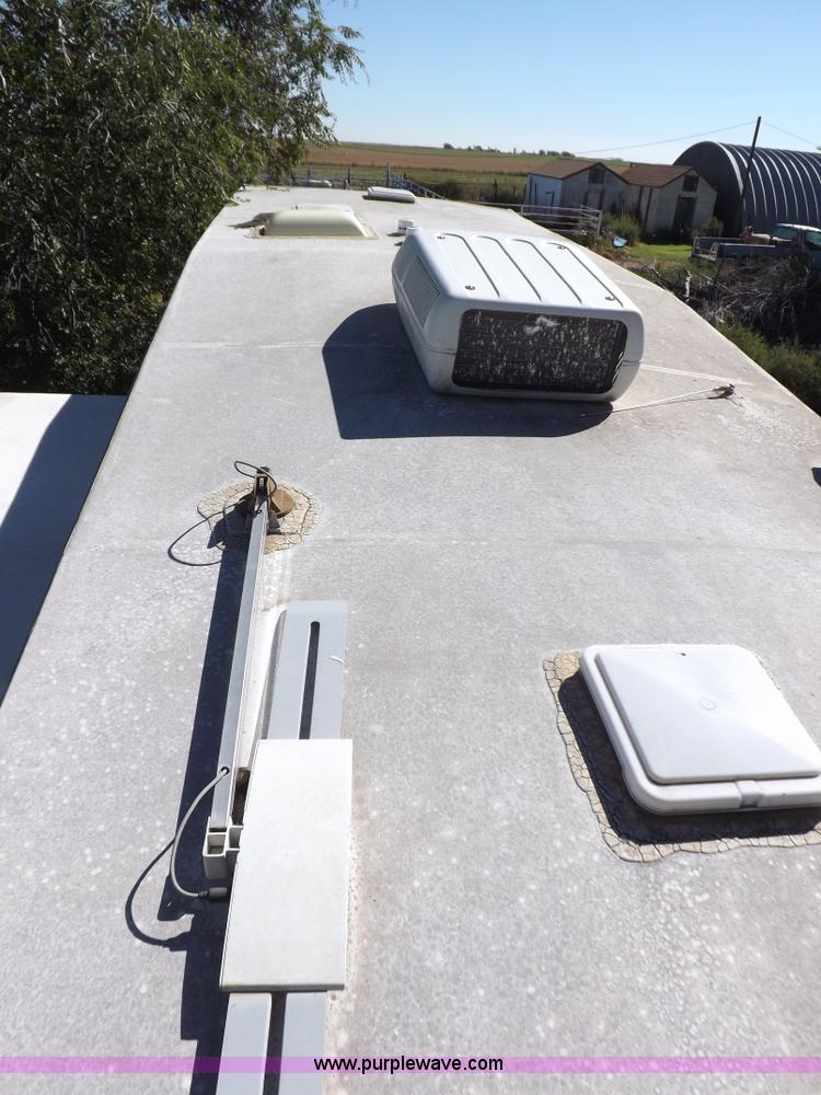 image for item H9082 1996 Seahawk Gulfstream travel trailer