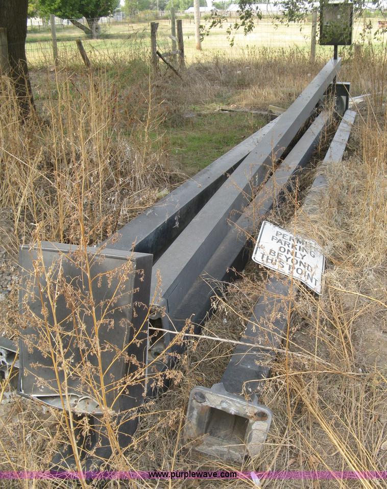 image for item H9495 Assorted light poles