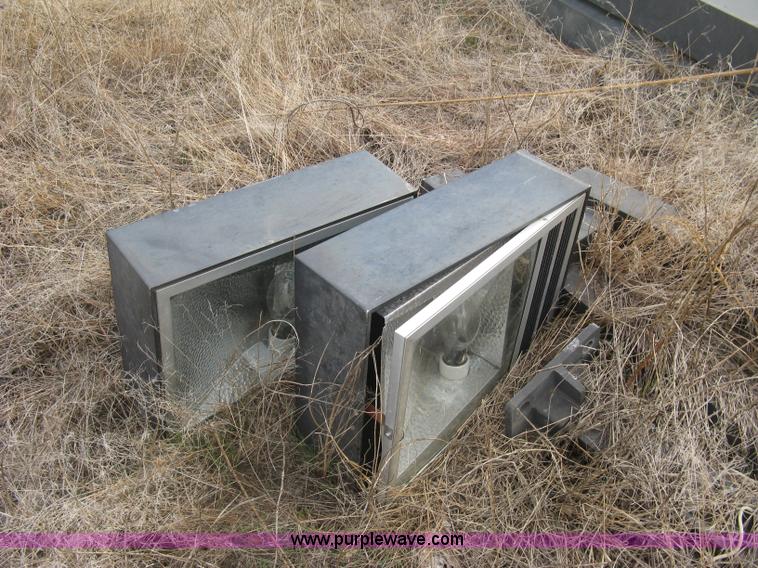 image for item H9495 Assorted light poles