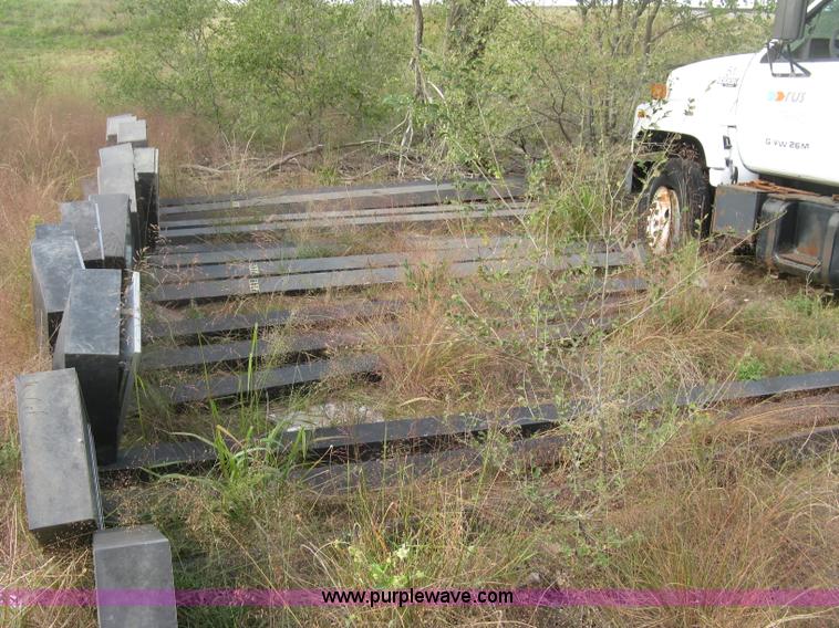 image for item H9495 Assorted light poles