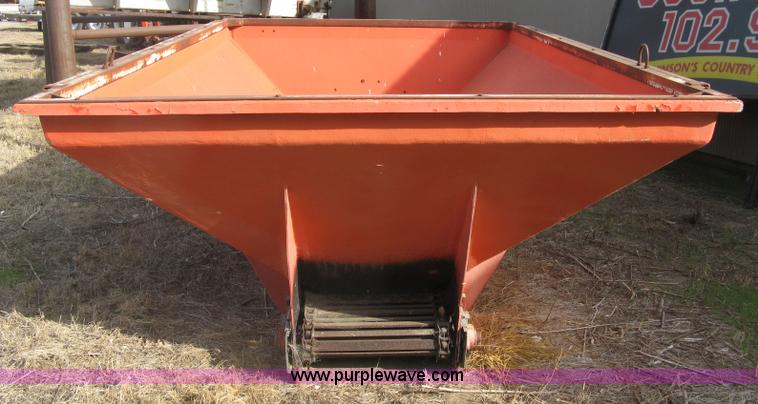 image for item H9496 Spreader Co. fiberglass sand spreader