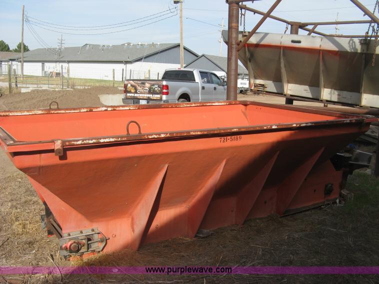 image for item H9496 Spreader Co. fiberglass sand spreader