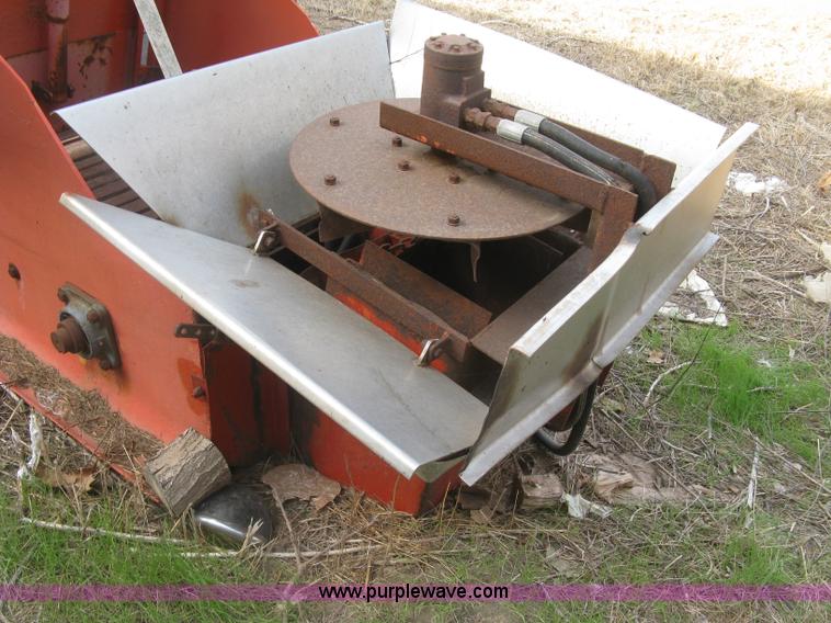 image for item H9496 Spreader Co. fiberglass sand spreader