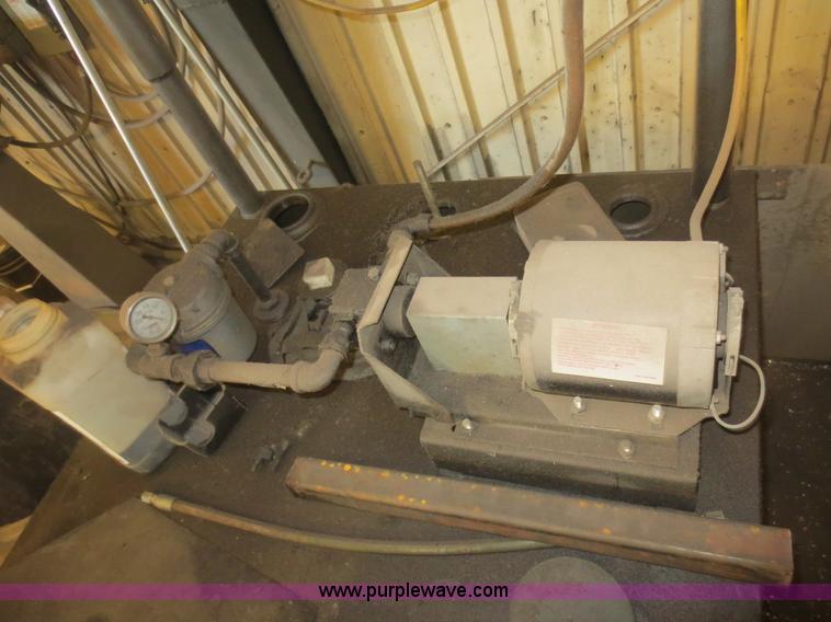 image for item I2199 Lanair waste oil heater