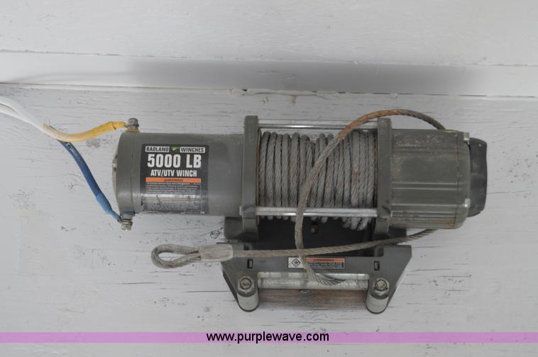 image for item I2945 2002 Titan gooseneck enclosed car hauler trailer