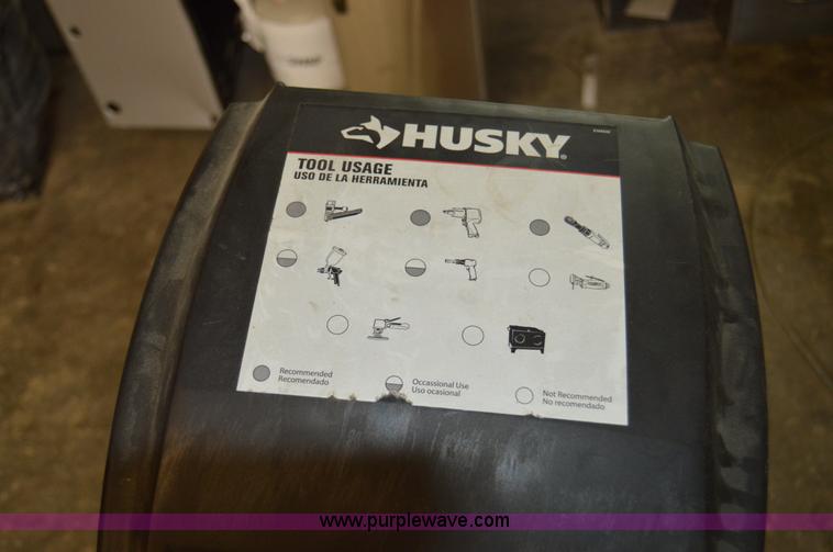 image for item I2945 2002 Titan gooseneck enclosed car hauler trailer