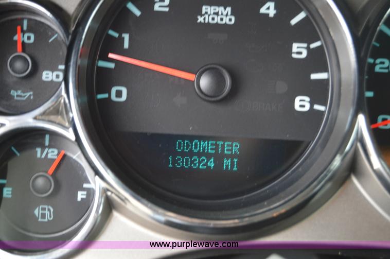 image for item I2947 2008 GMC Sierra 1500 pickup truck