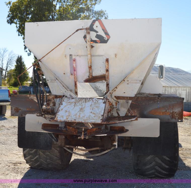 image for item I2958 1982 Chevrolet 70 fertilizer truck