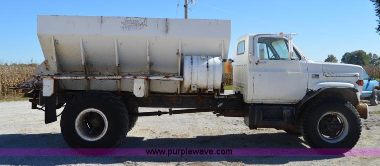 image for item I2958 1982 Chevrolet 70 fertilizer truck