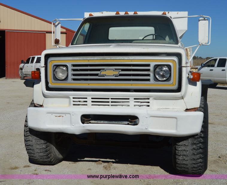 image for item I2958 1982 Chevrolet 70 fertilizer truck