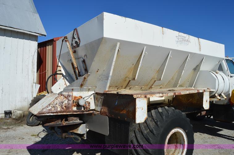 image for item I2958 1982 Chevrolet 70 fertilizer truck