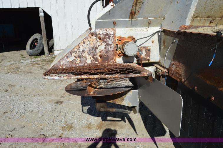 image for item I2958 1982 Chevrolet 70 fertilizer truck