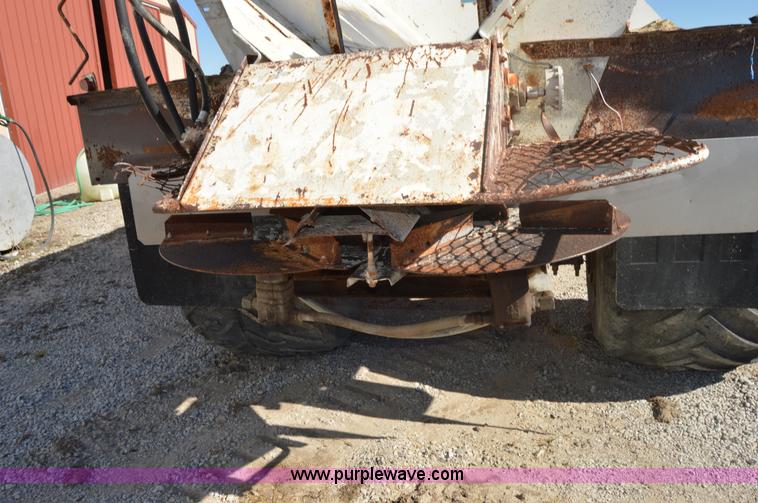 image for item I2958 1982 Chevrolet 70 fertilizer truck