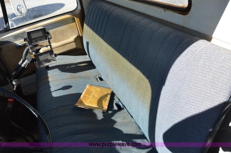 image for item I2958 1982 Chevrolet 70 fertilizer truck