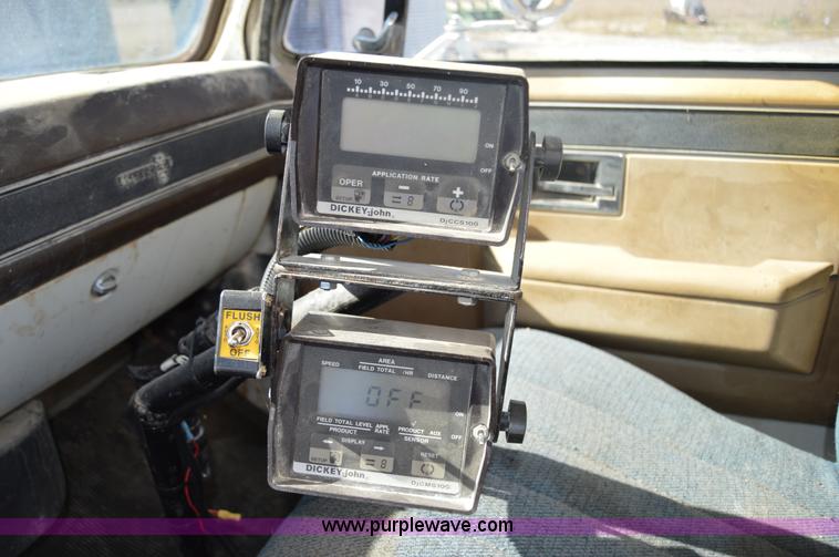 image for item I2958 1982 Chevrolet 70 fertilizer truck