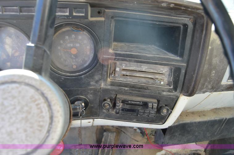 image for item I2958 1982 Chevrolet 70 fertilizer truck