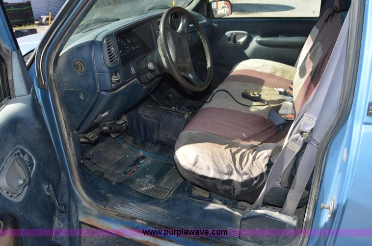 image for item I2959 1996 Chevrolet 2500 plow truck