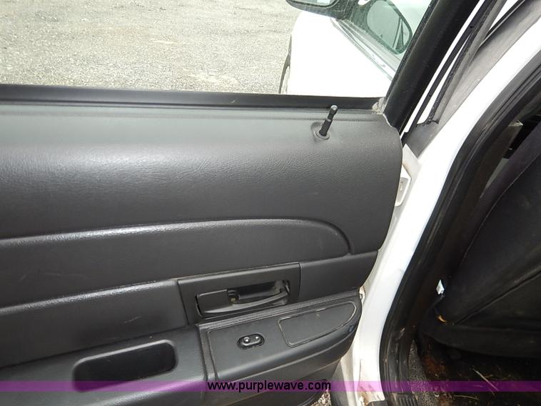 image for item I5318 2008 Ford Crown Victoria Police Interceptor