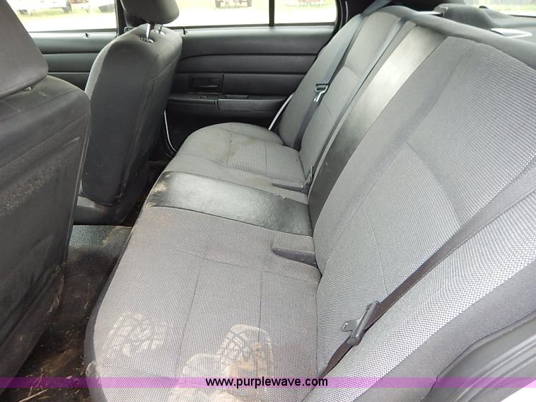 image for item I5318 2008 Ford Crown Victoria Police Interceptor