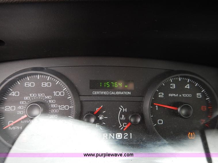 image for item I5318 2008 Ford Crown Victoria Police Interceptor
