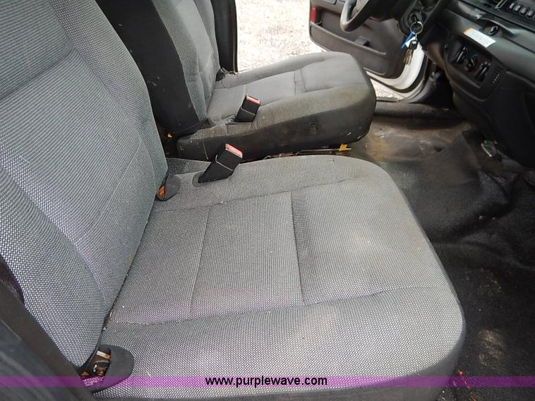 image for item I5318 2008 Ford Crown Victoria Police Interceptor