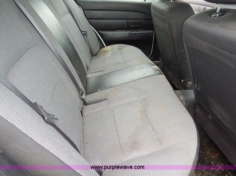 image for item I5318 2008 Ford Crown Victoria Police Interceptor