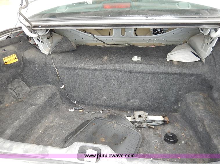 image for item I5318 2008 Ford Crown Victoria Police Interceptor