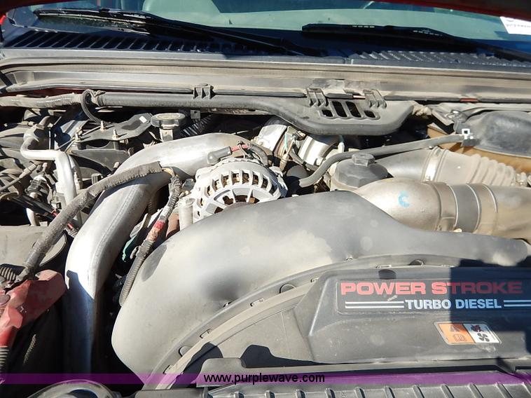 image for item I5324 2003 Ford F350 Super Duty XL flatbed pickup truck