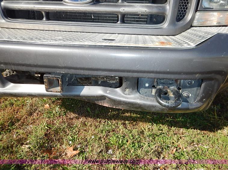 image for item I5324 2003 Ford F350 Super Duty XL flatbed pickup truck