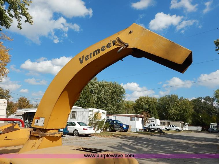 image for item I5343 Vermeer BC1000XL wood chipper