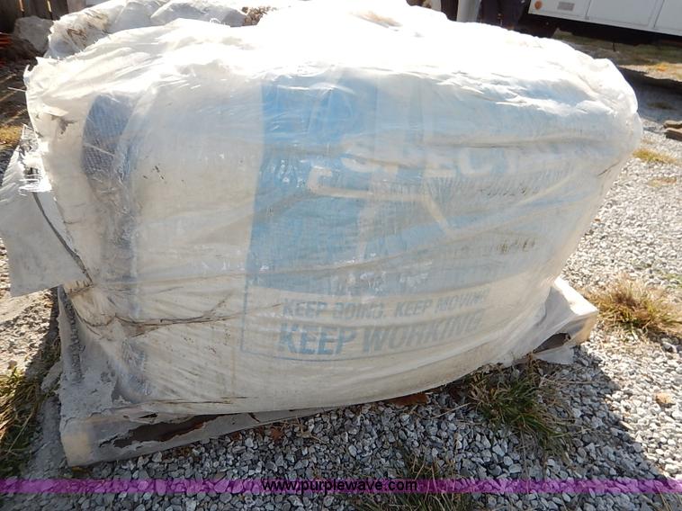 (2) 3,000 lbs spec mix course grout bags of concrete in Wichita , KS