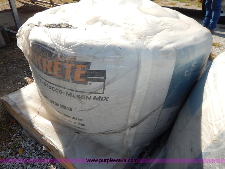 (2) 3,000 lbs spec mix course grout bags of concrete in Wichita , KS