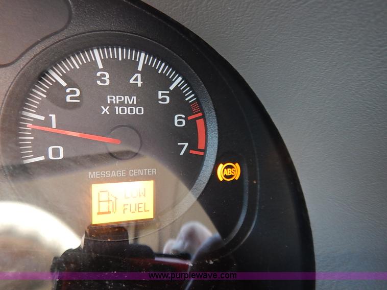 image for item I5356 2005 Chevrolet Impala LS