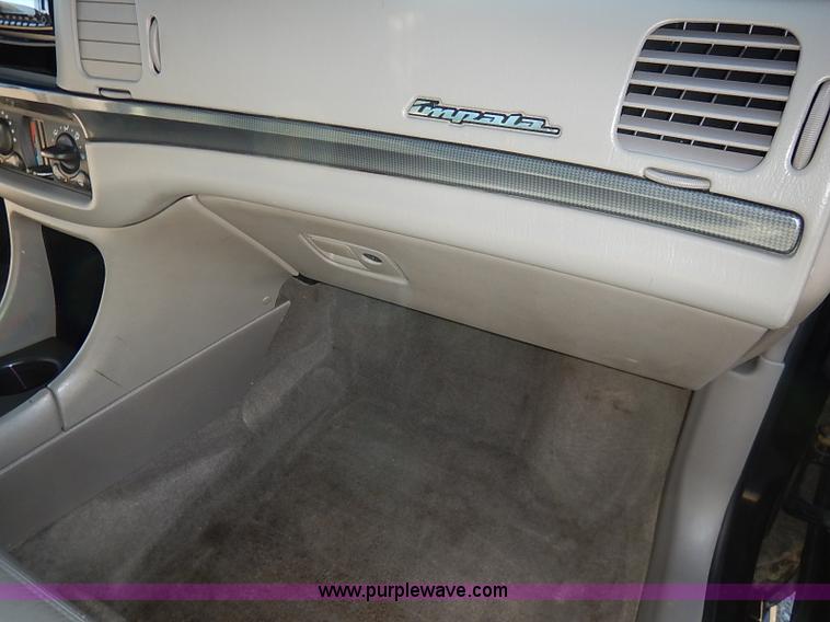 image for item I5356 2005 Chevrolet Impala LS