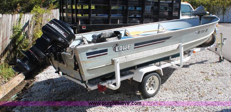 image for item I5882 1987 Lowe Jumbo 16' boat