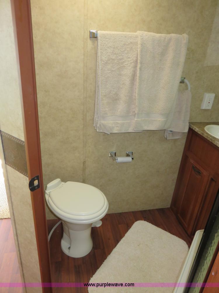 image for item I5895 2011 Keystone Outback Superlite camper