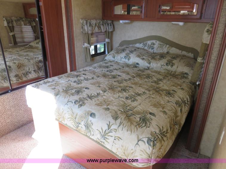 image for item I5895 2011 Keystone Outback Superlite camper