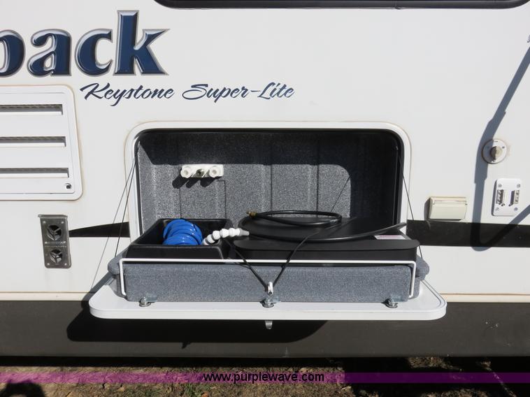 image for item I5895 2011 Keystone Outback Superlite camper