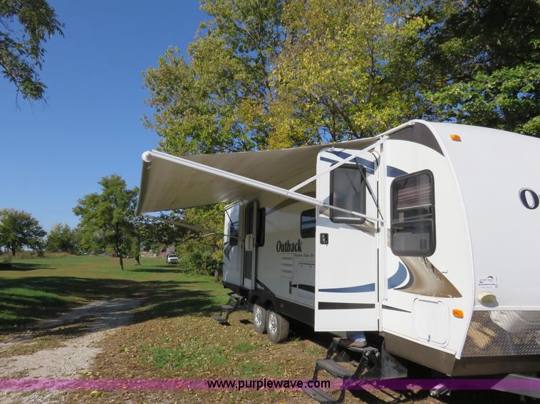 image for item I5895 2011 Keystone Outback Superlite camper