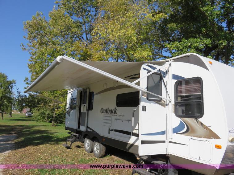 image for item I5895 2011 Keystone Outback Superlite camper