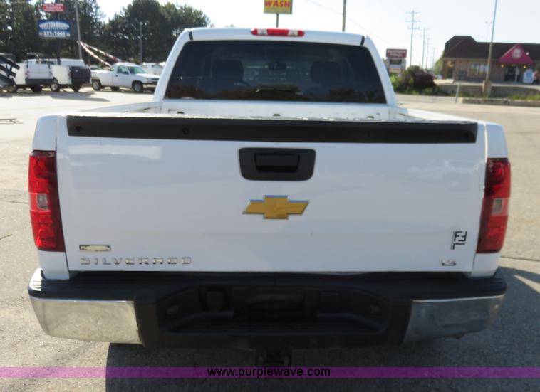 image for item I5896 2012 Chevrolet Silverado 1500 LS Crew Cab pickup truck
